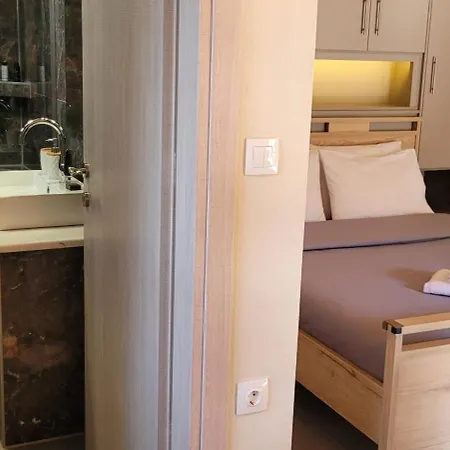 Mountain View Apartment